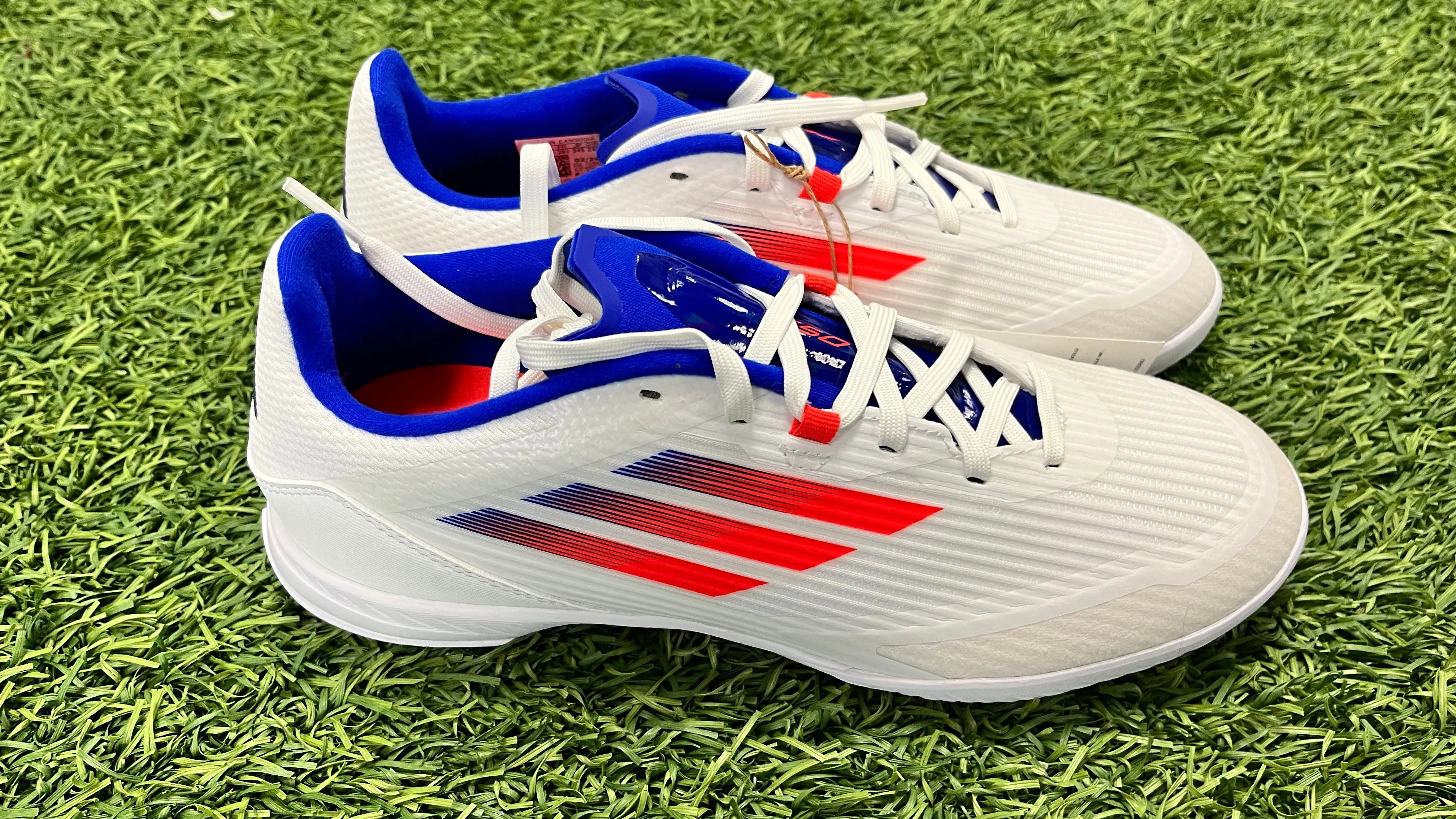 ADIDAS F50 LEAGUE INDOOR SOCCER CLEATS