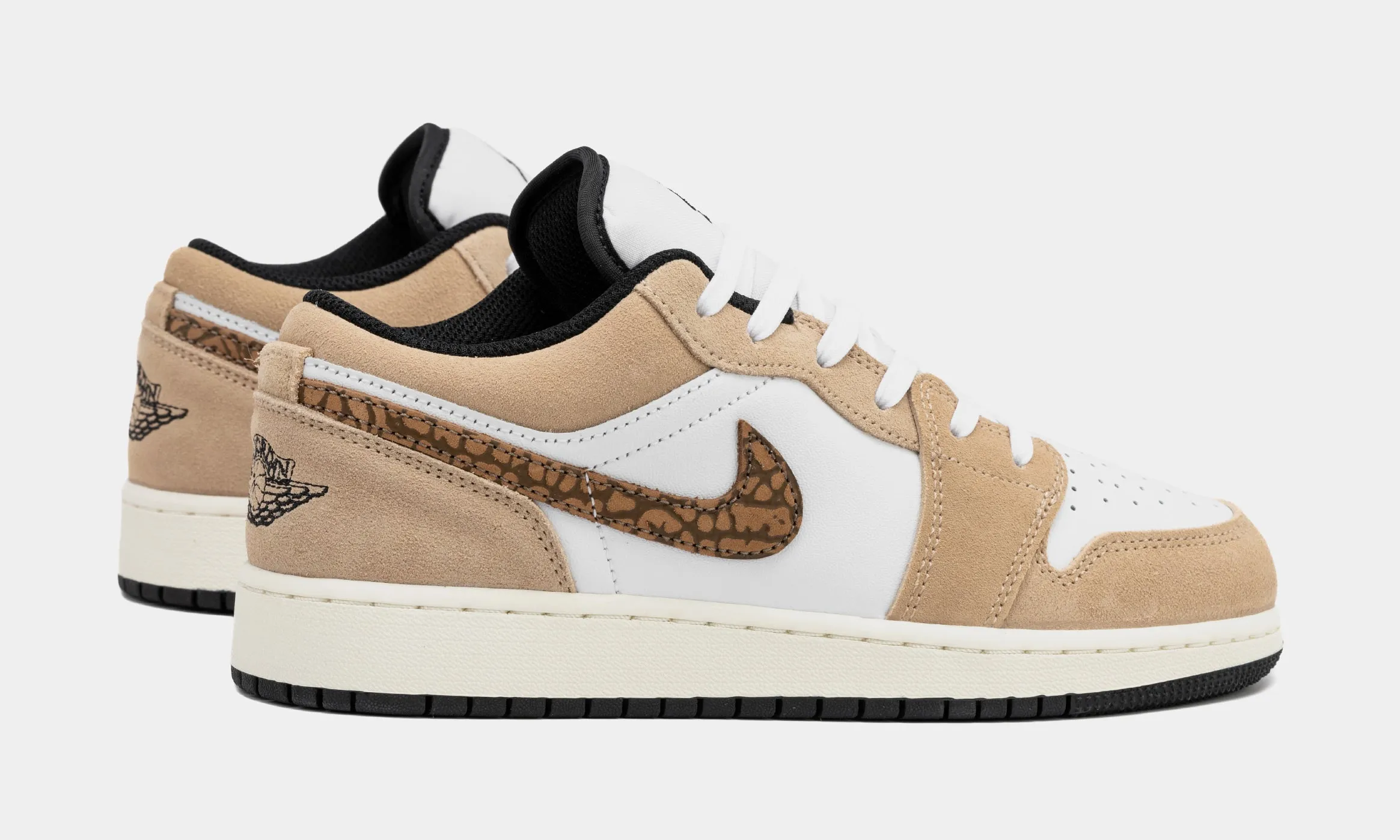 Air Jordan 1 Low SE Brown Elephant Grade School Lifestyle Shoes (Hemp/White/Black/Light British Tan)