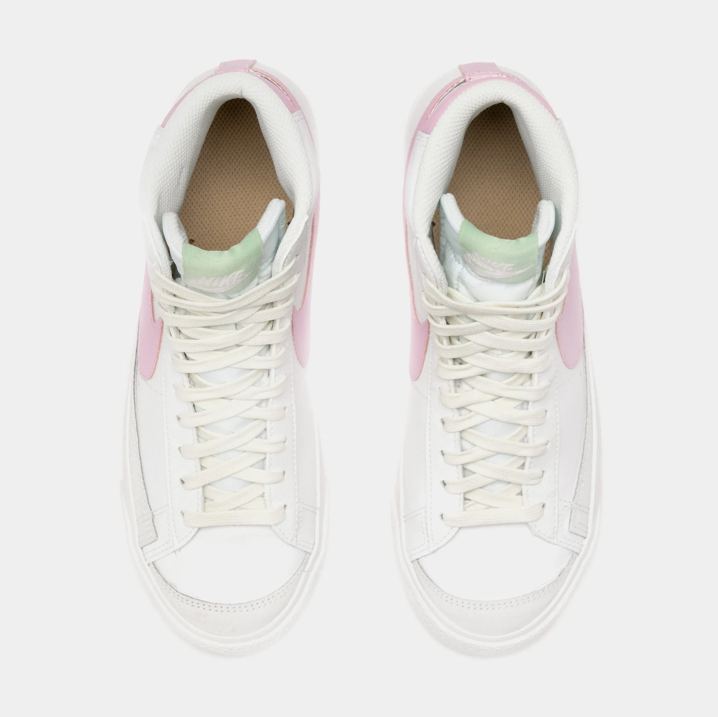 Blazer Mid '77 Grade School Lifestyle Shoes (White/Pink)