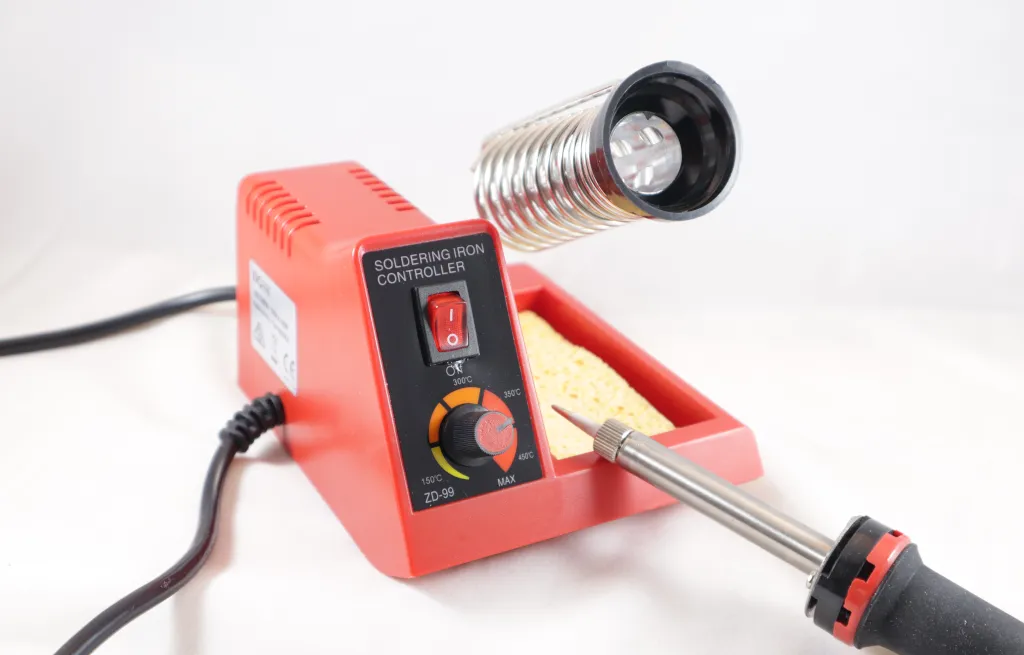 DOSS 48W Adjustable Temperature Hobbyist Soldering Station