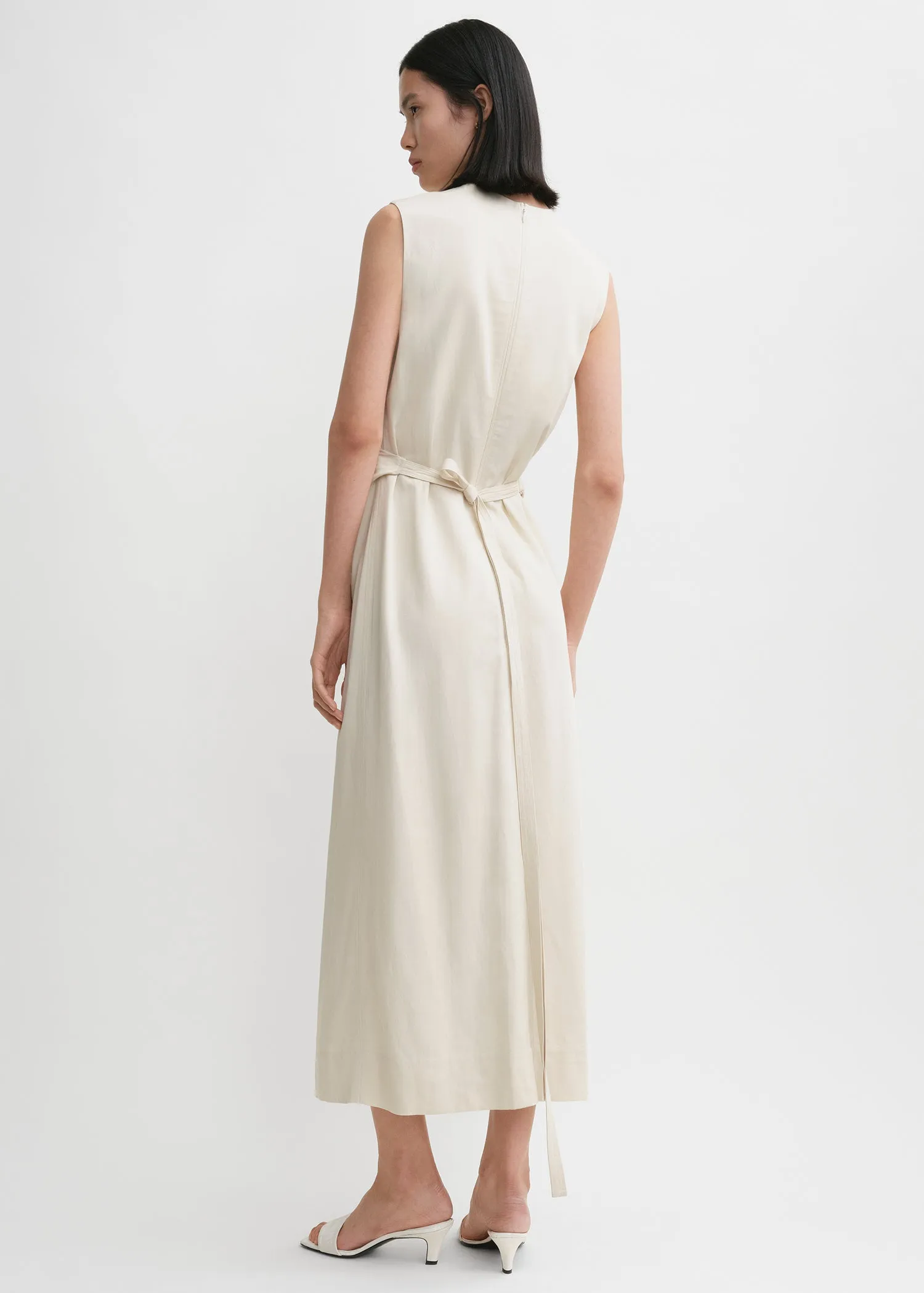 Fluid tie-waist dress pearl