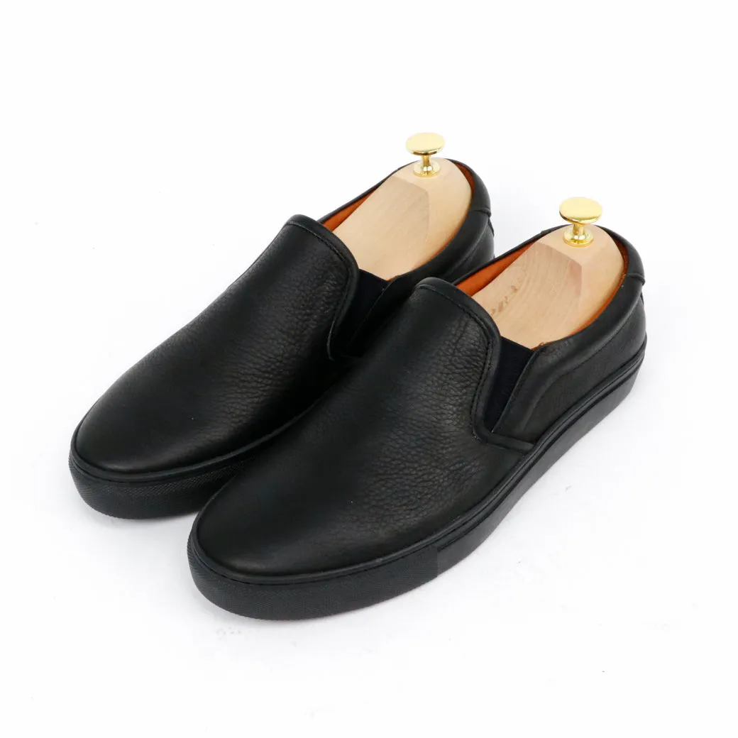 "The Common" Slip-On Sneaker Chamois Black