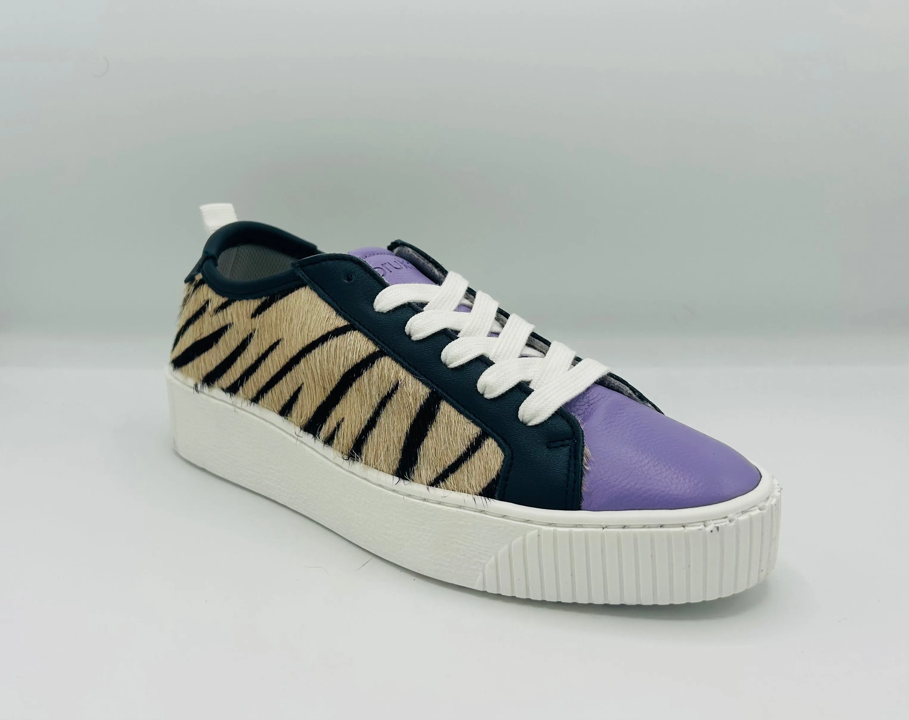 Soruka Calliope Platform Sneaker O061